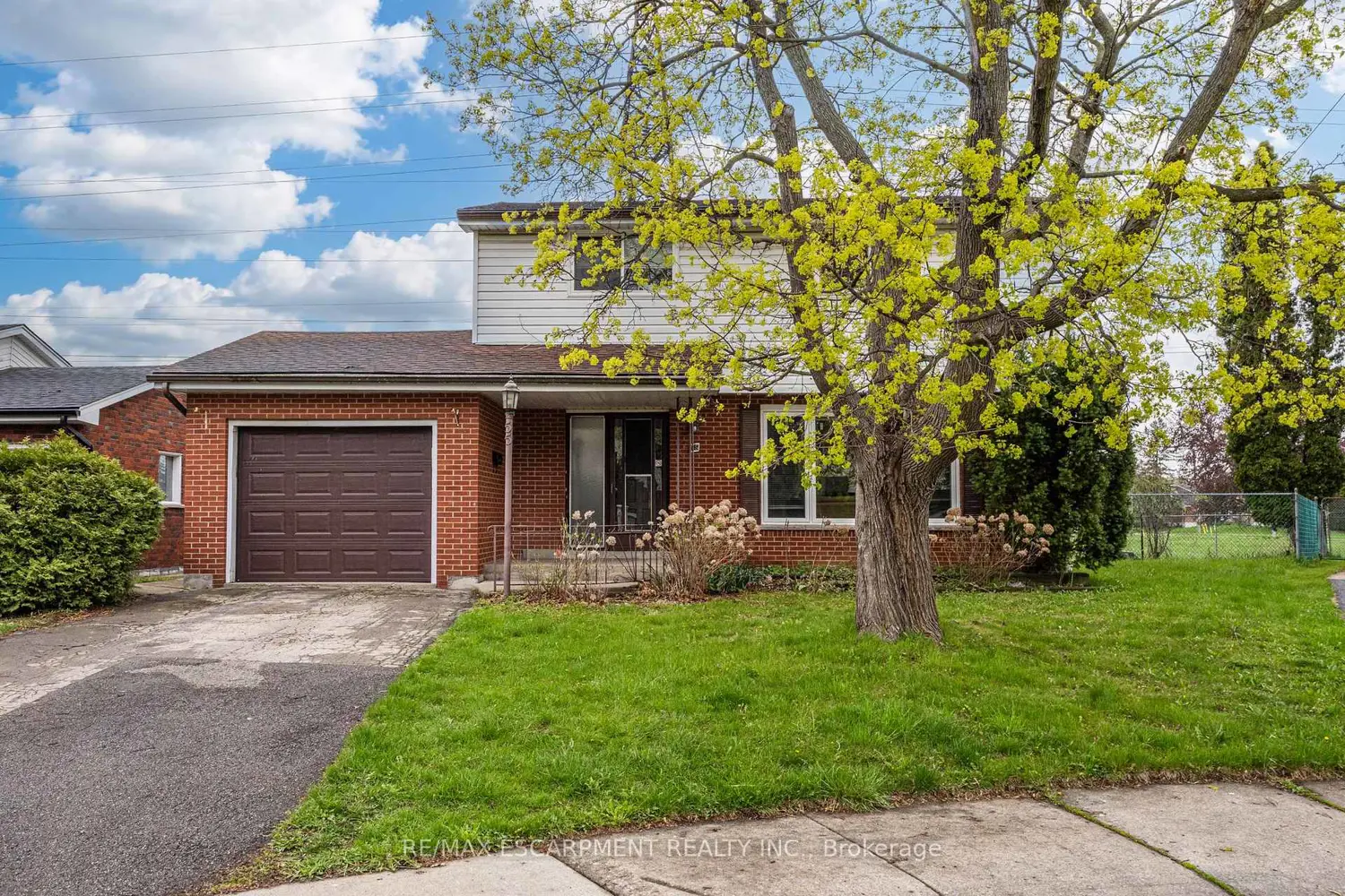 55 Yarmouth Court