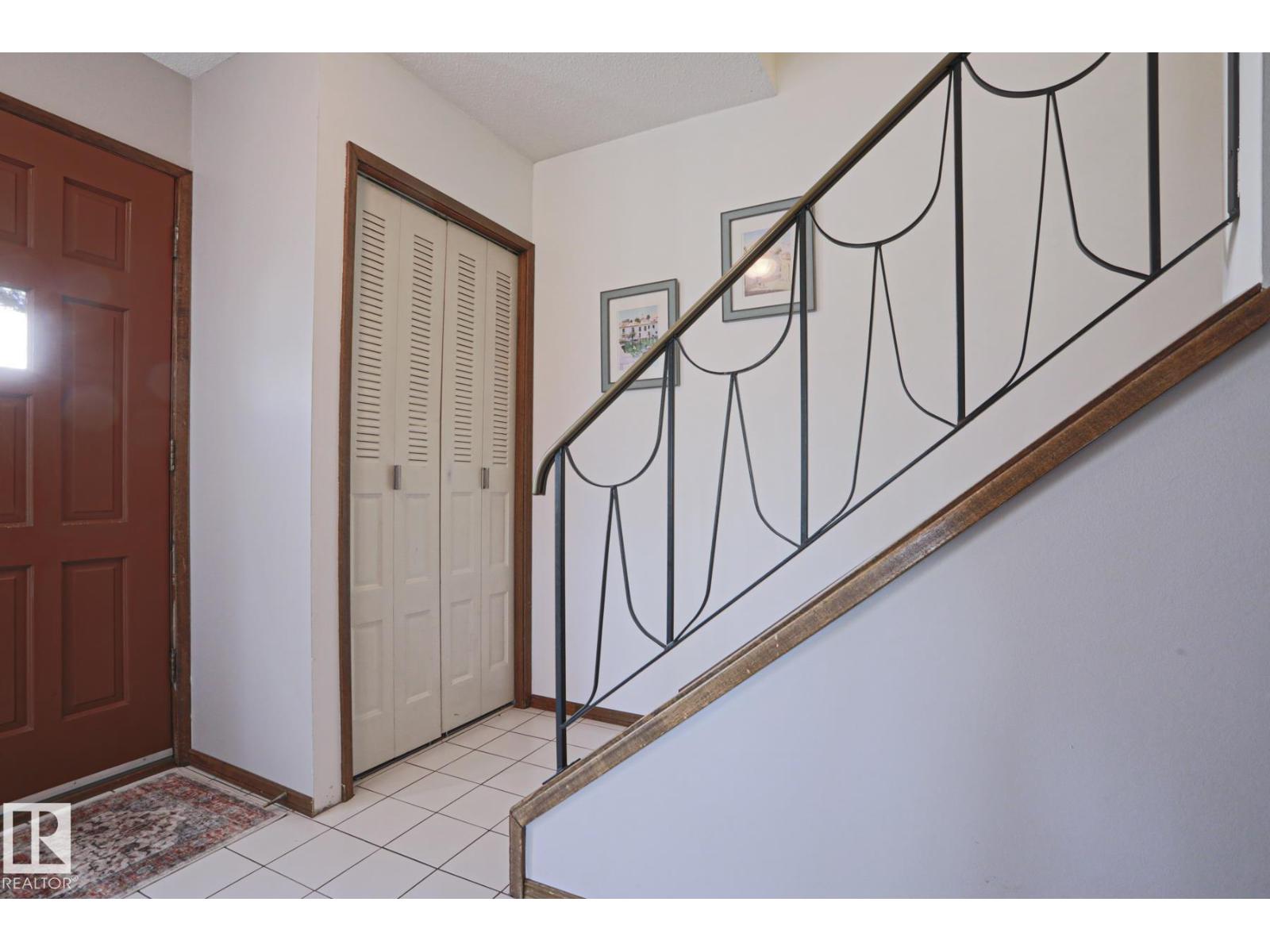 Additional image 5 of 9324 80 Avenue NW, Edmonton, AB, T6C0T9
