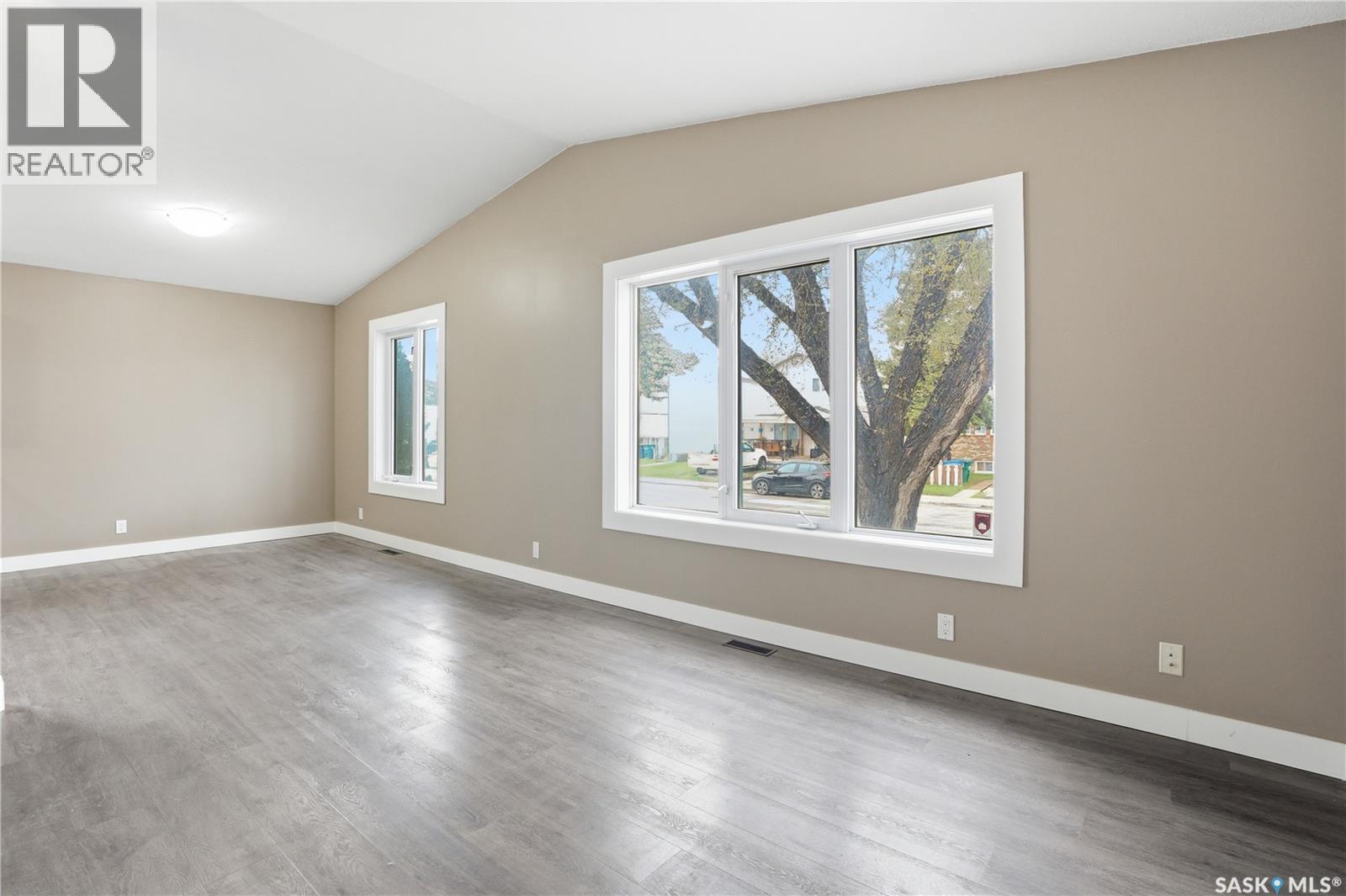 Additional image 5 of 330B X Avenue S, Saskatoon, SK, S7M3H6