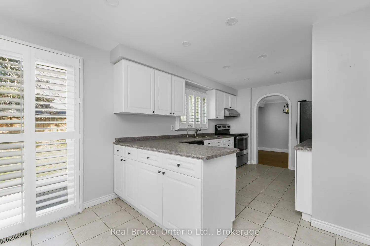 Additional image 11 of 2344 Devon Road