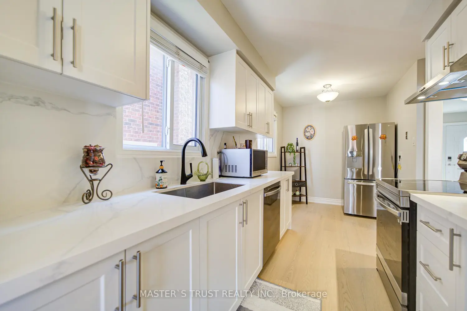 Additional image 4 of 1017 Lucerne Crescent
