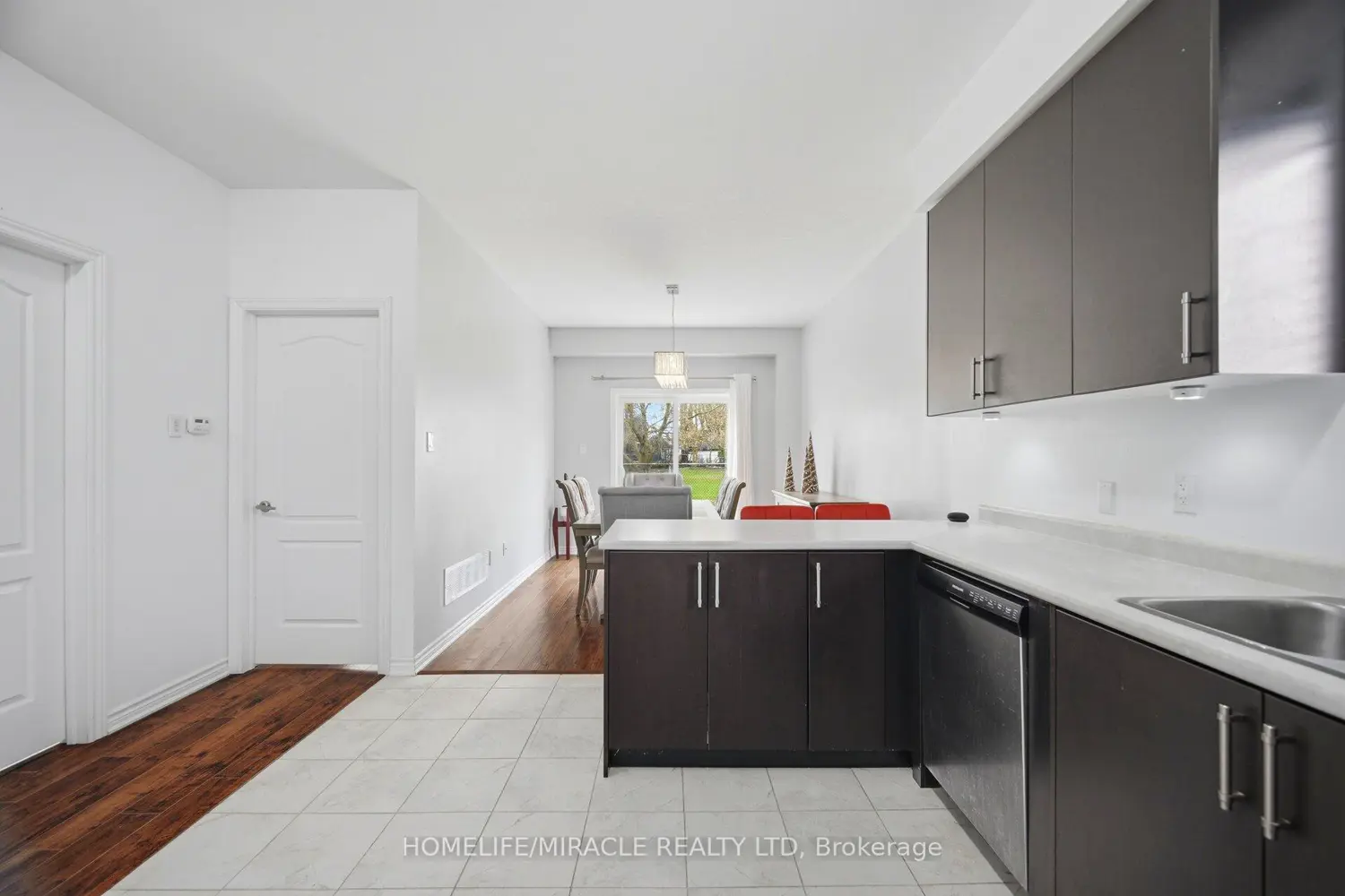 Additional image 8 of 169 Berkshire Drive
