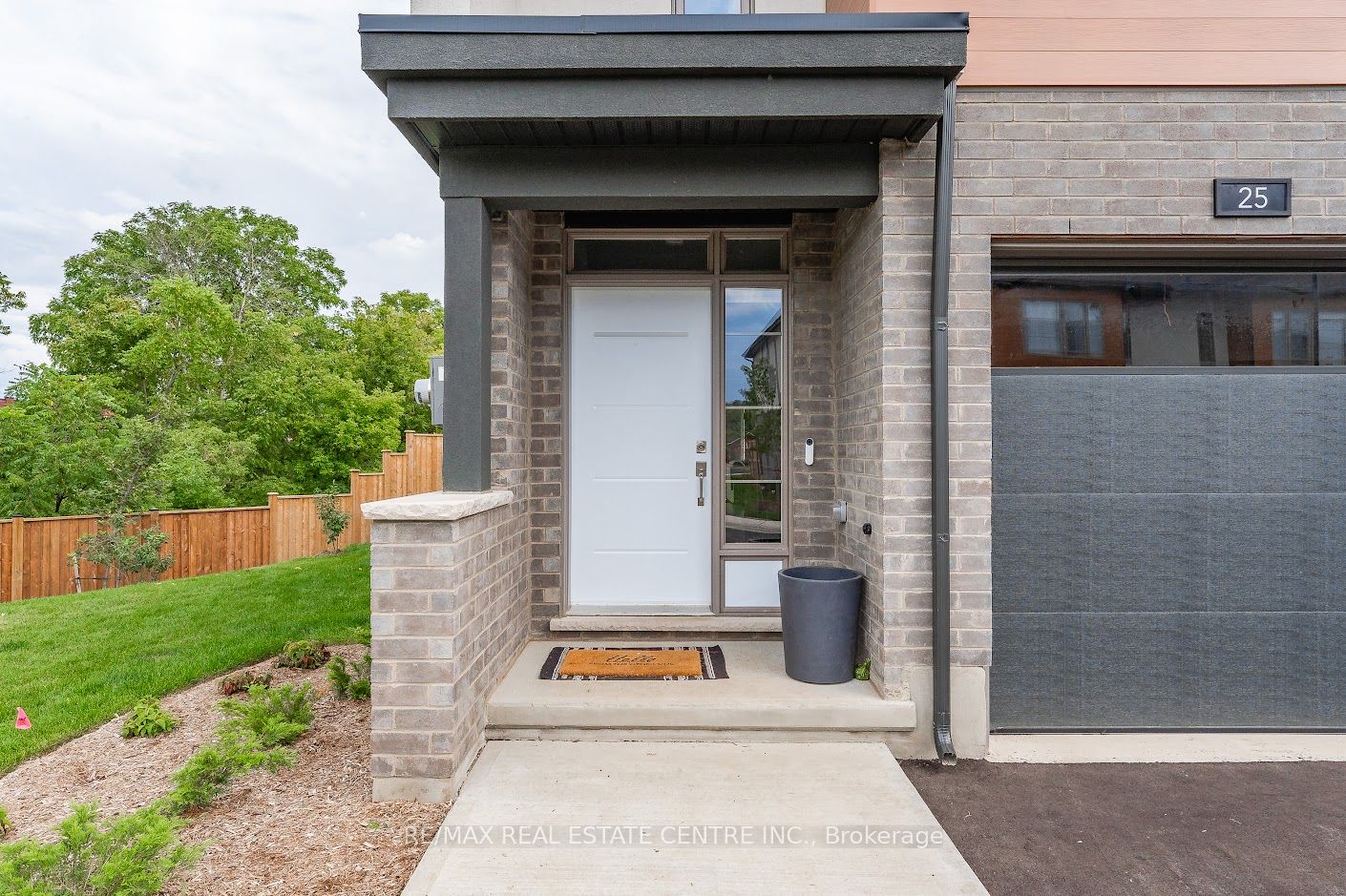 Additional image 4 of 25 Steele Crescent, Guelph, ON, N1E 0S7