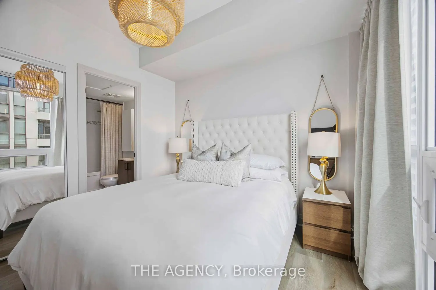 Additional image 16 of 1185 The Queensway 1104