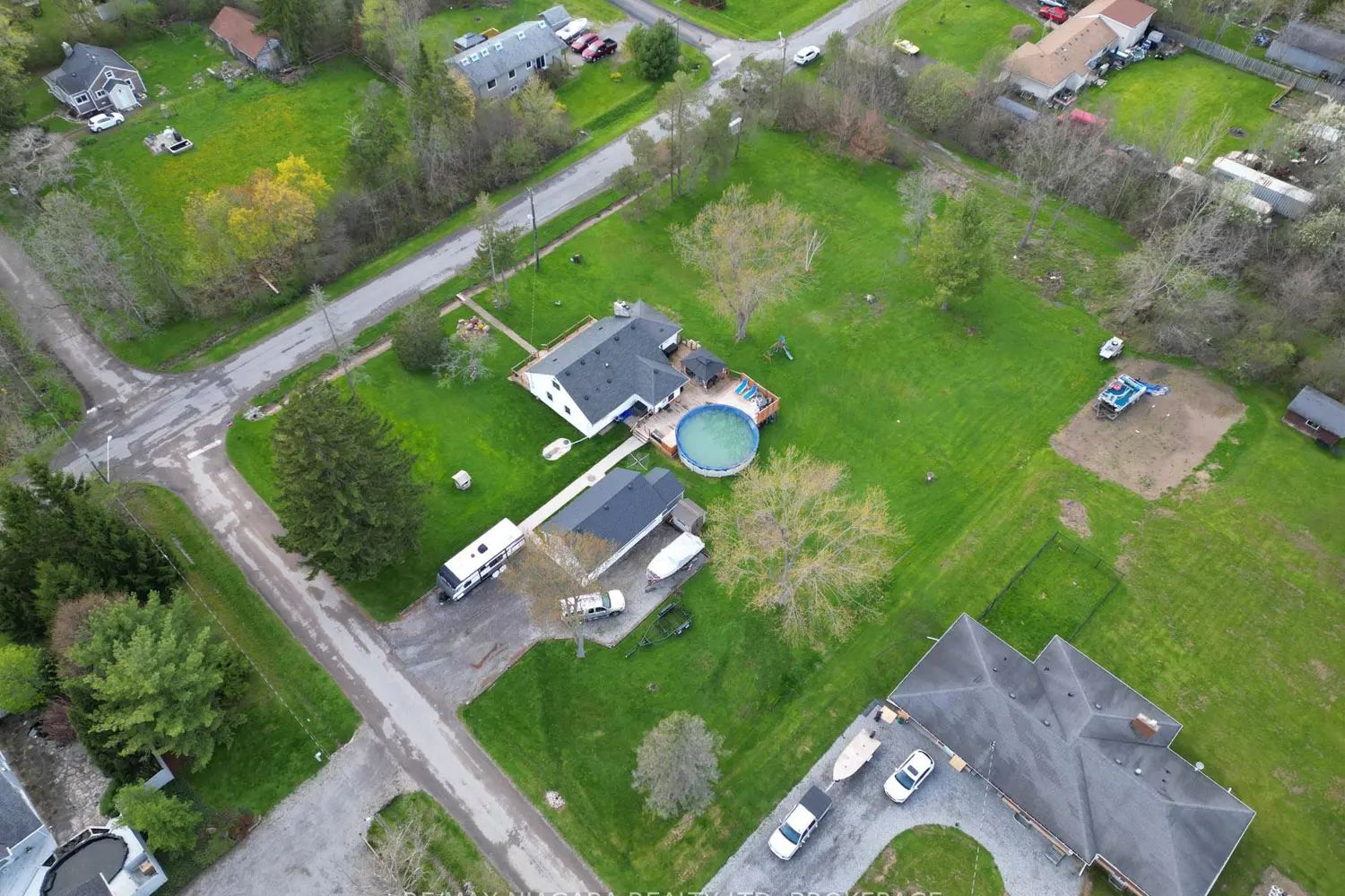 Additional image 15 of 914 Oakhill Boulevard