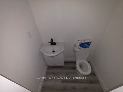 Additional image 6 of 302-2100 Finch Avenue W, Toronto, ON, M3N 2Z9