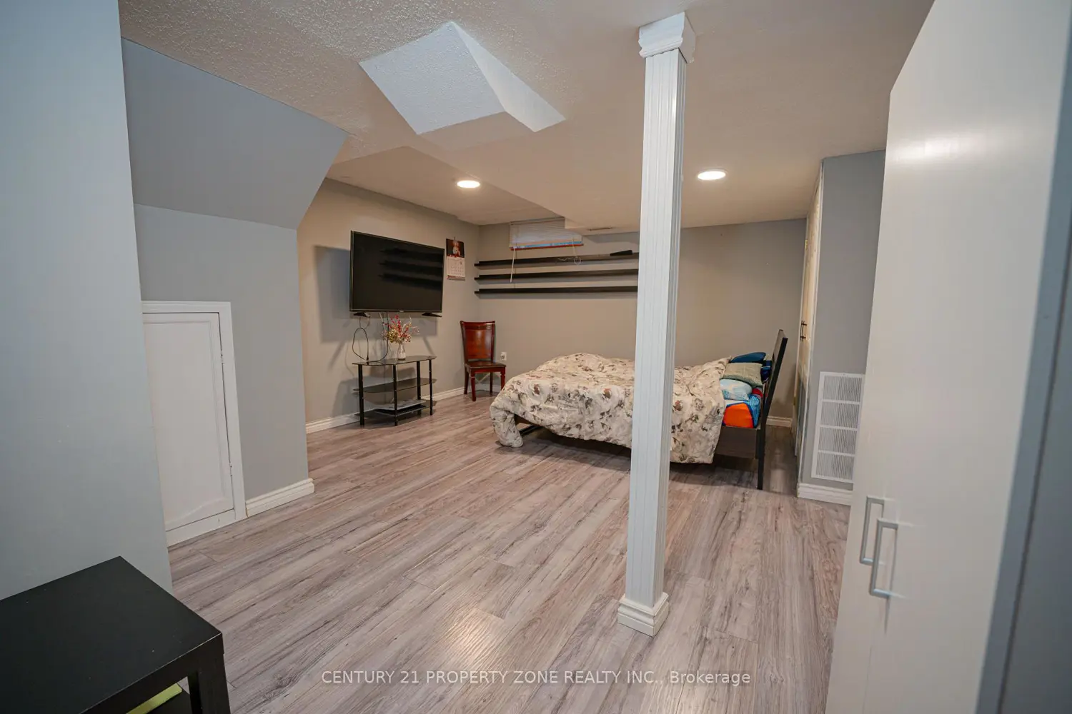 Additional image 17 of 92 Highland Crescent