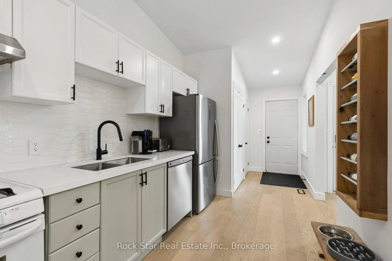 Additional image 7 of 4467 Michael Avenue
