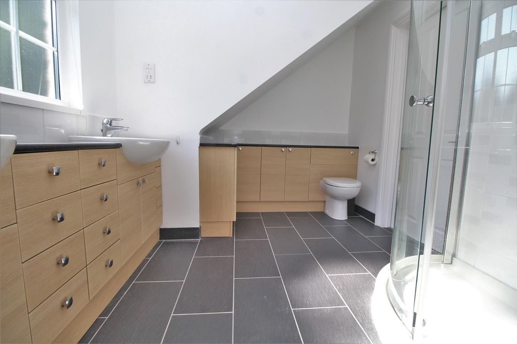 Additional image 9 of 5 bed detached house to rentWhite Hart Wood, Sevenoaks TN13