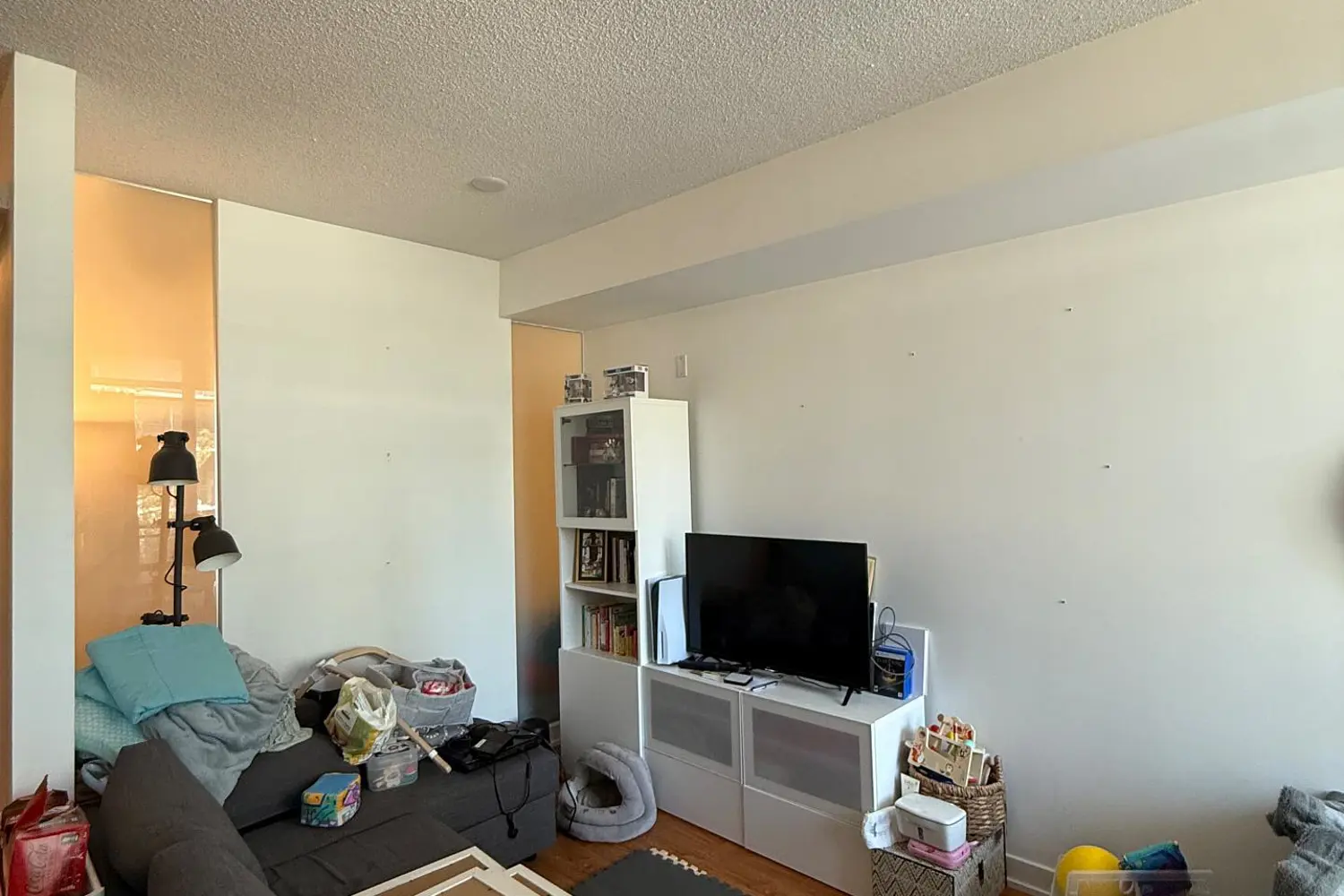 Additional image 9 of 8 Telegram Mews 335