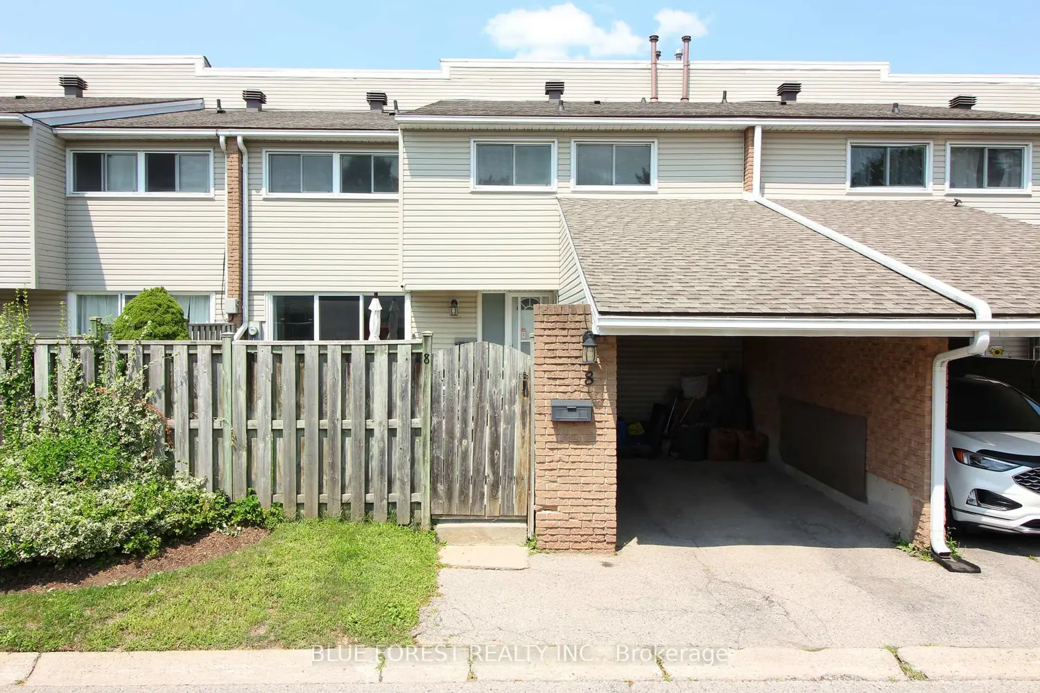 590 Millbank Drive 8