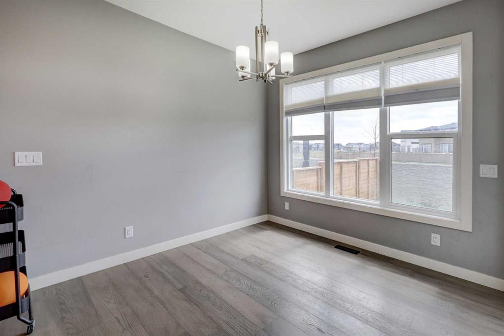 Additional image 6 of 154 Amblehurst Way NW, Calgary, AB, T3P 2A1