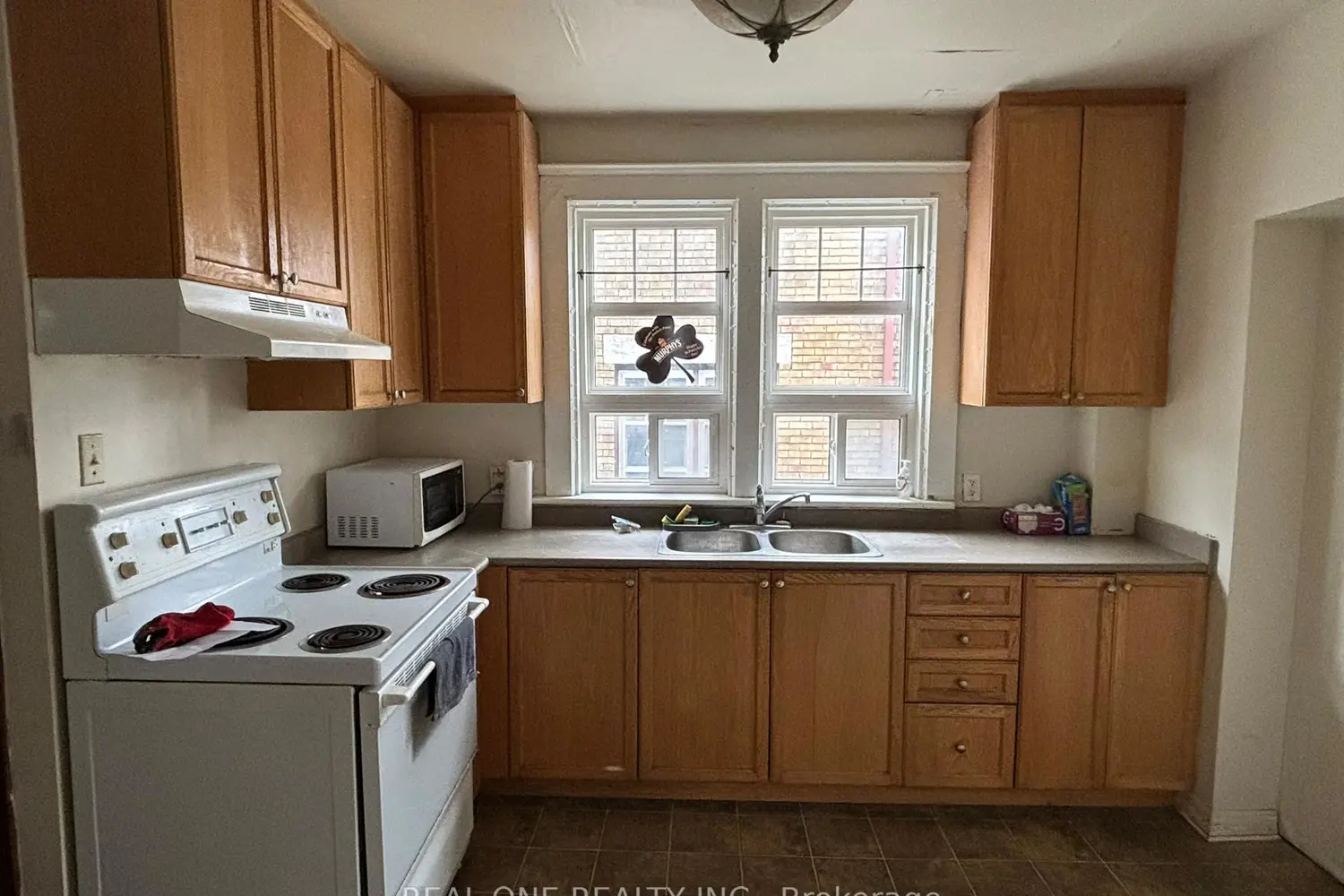 93 Peppler Street photo 2