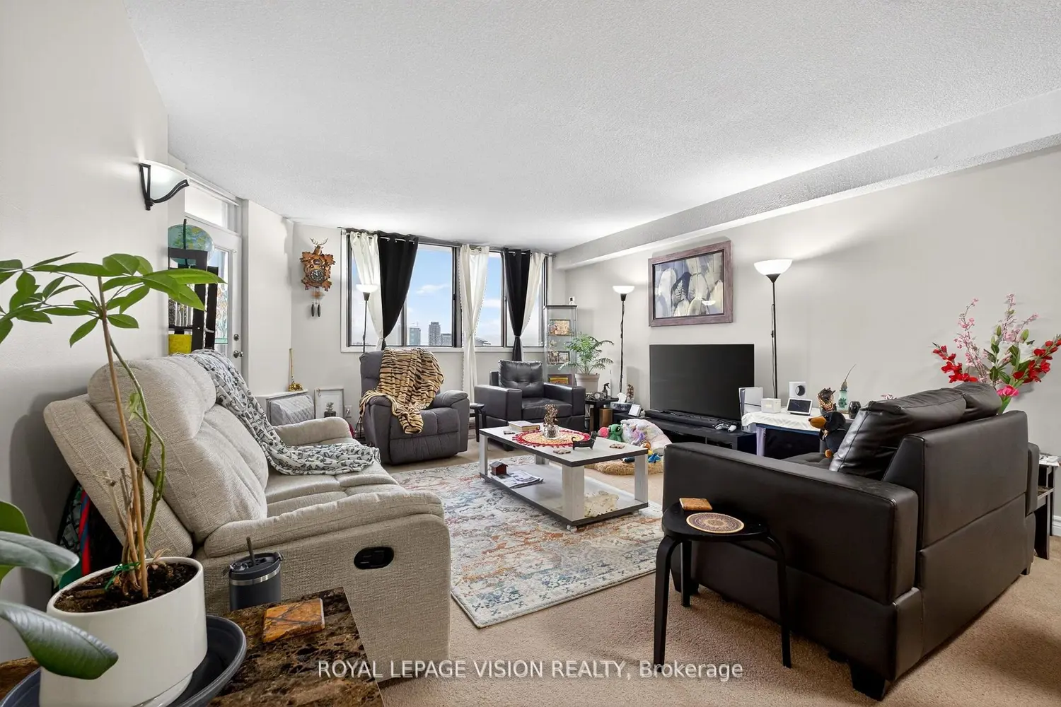 Additional image 4 of 81 Millside Drive 1002