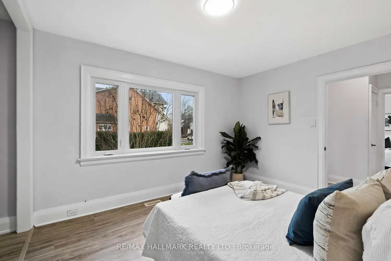 Additional image 11 of 431 Beresford Avenue