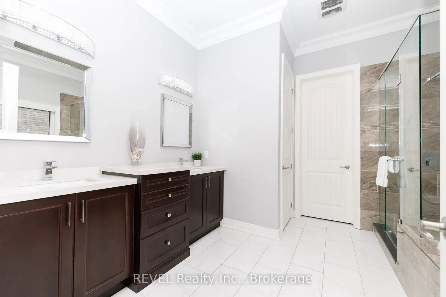 Additional image 11 of 9421 Madison Crescent
