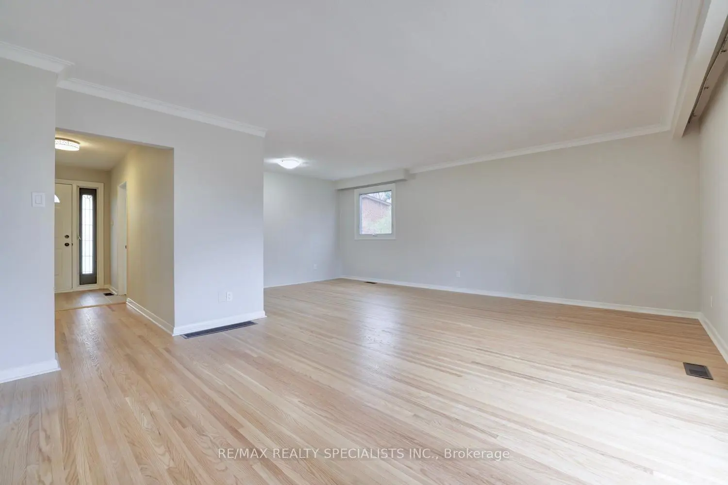 2178 Belfast Crescent photo 5