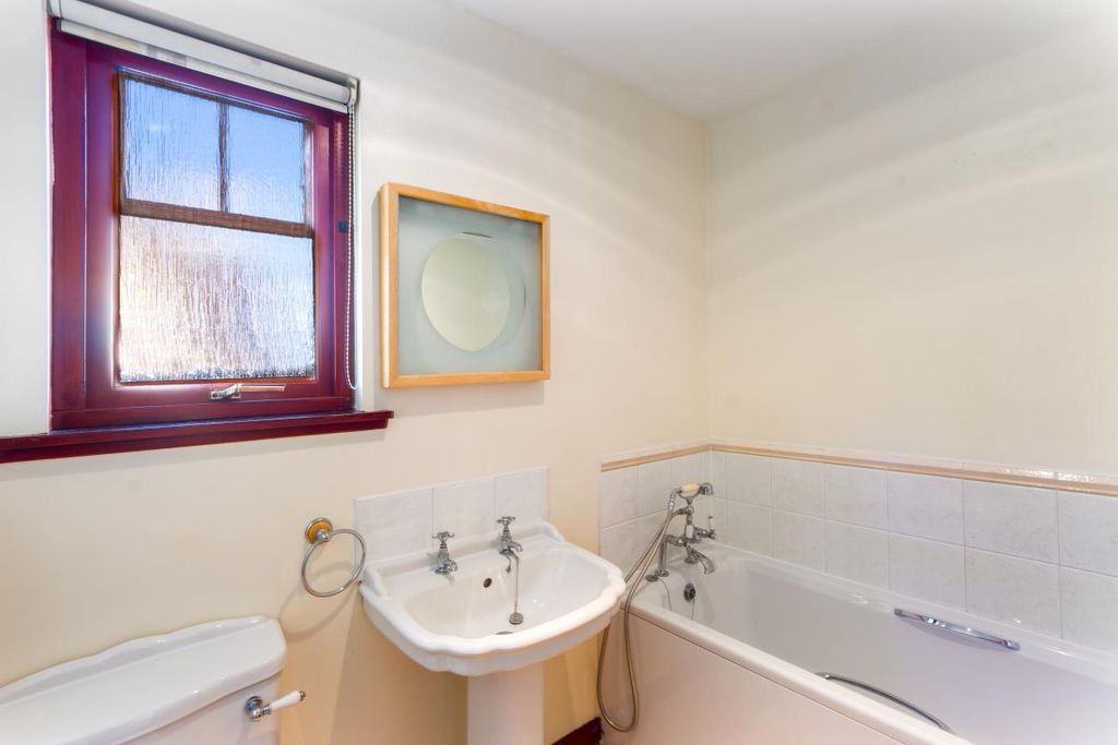 Additional image 8 of 2 bed semi-detached bungalow to rentSutors Rise, Nairn IV12