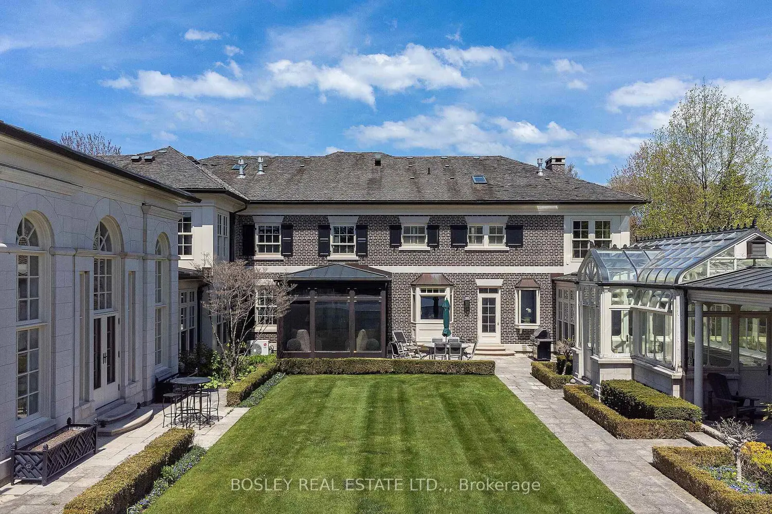 472 Gage Street photo 3