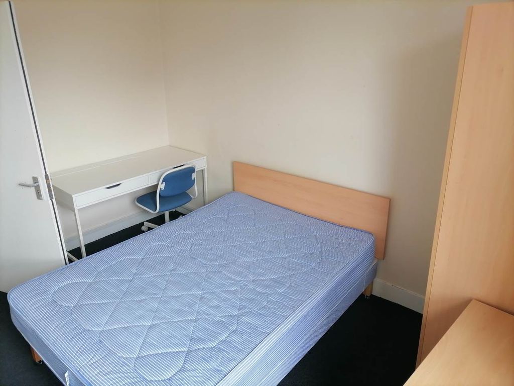 Additional image 7 of 4 bed shared accommodation to rent1 South Tay Street, Flat 2, Dundee DD1