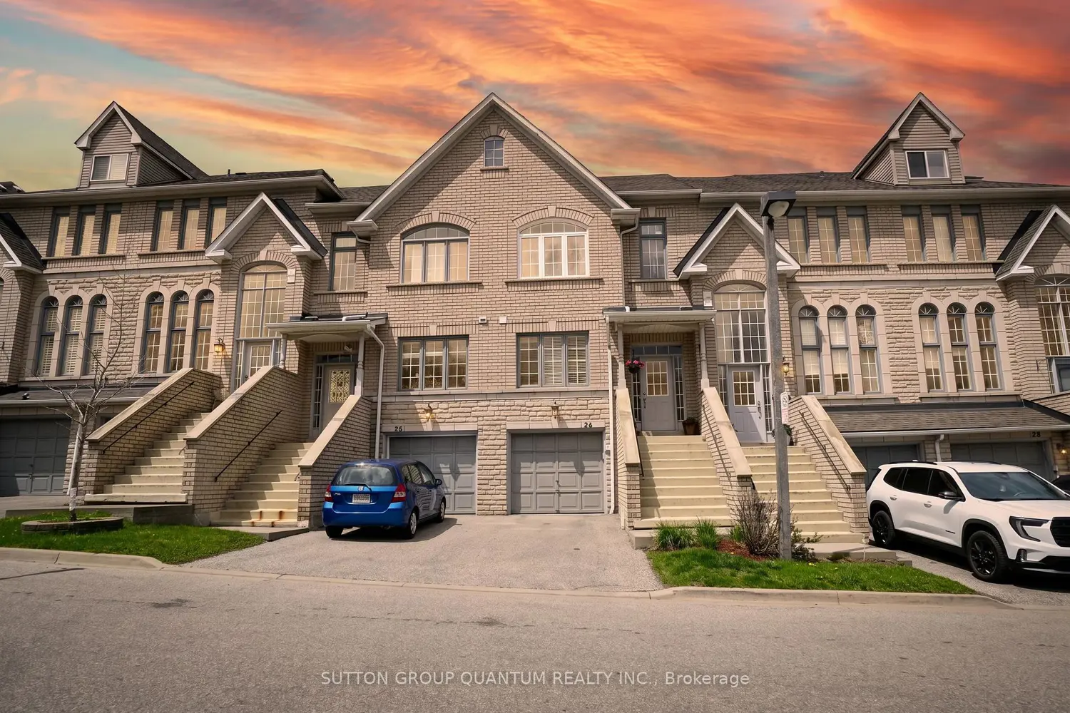 5525 Palmerston Crescent 26