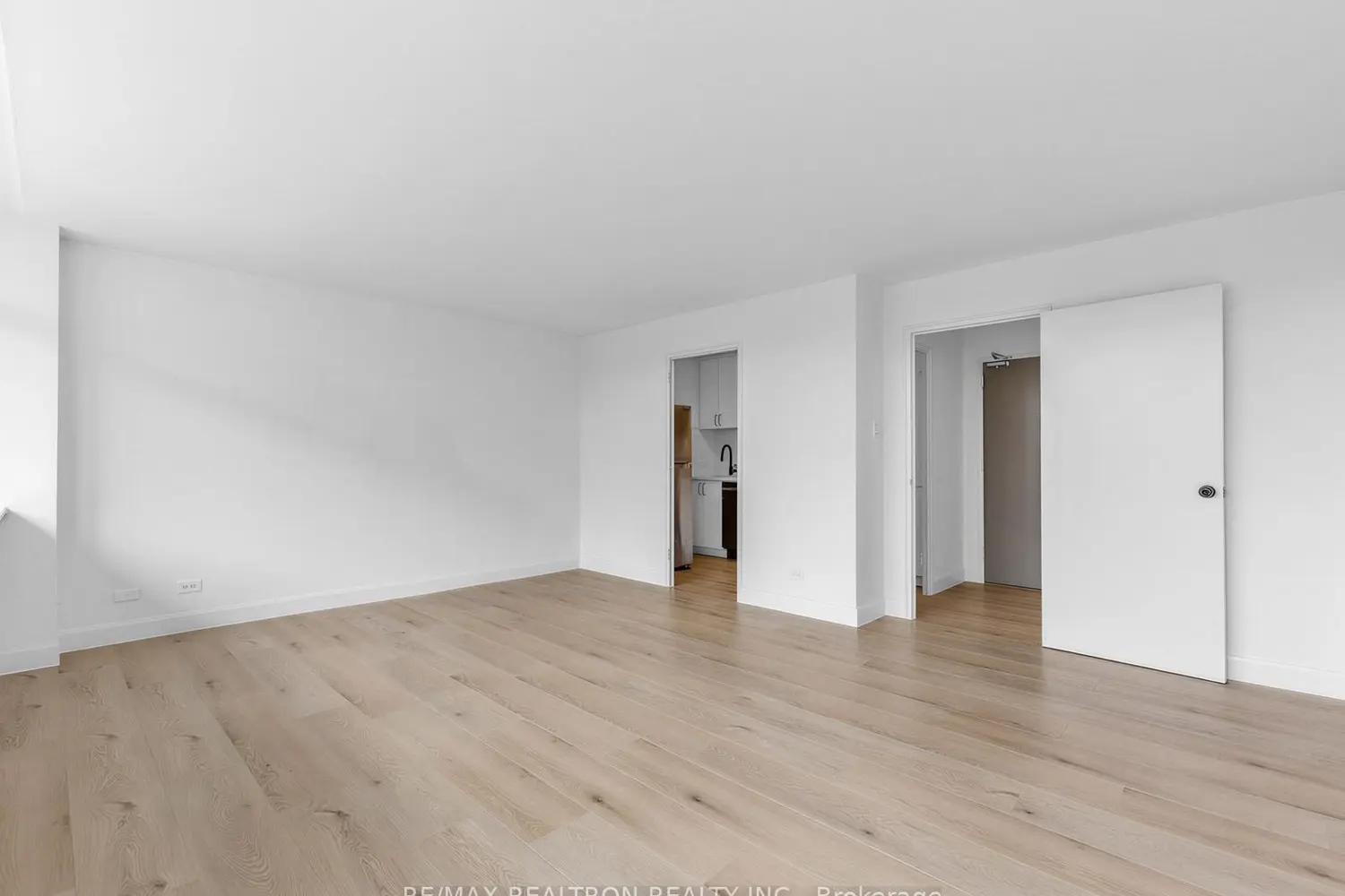 Additional image 8 of 580 Christie Street 302