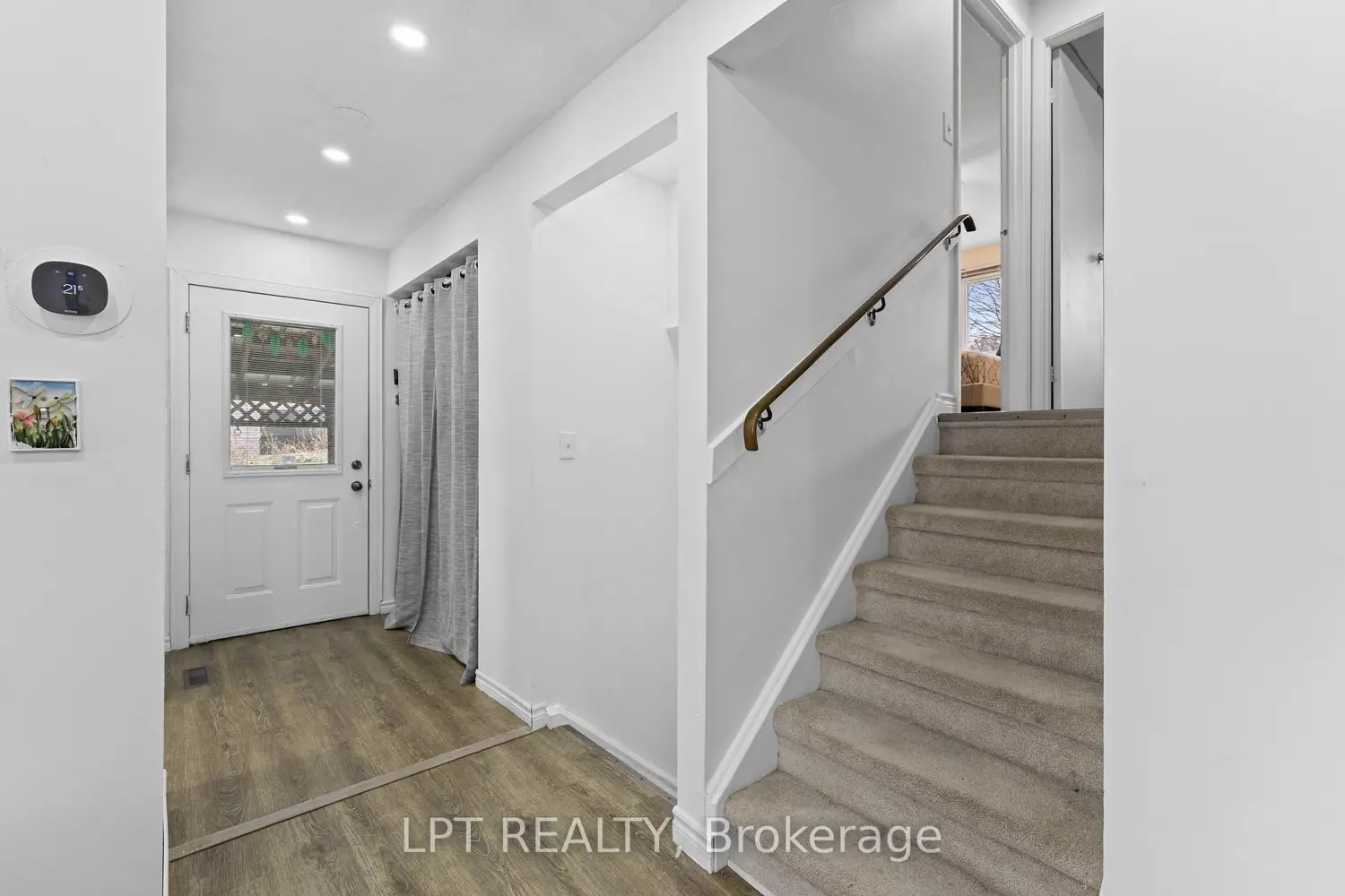 Additional image 3 of 55H Chaucer Crescent