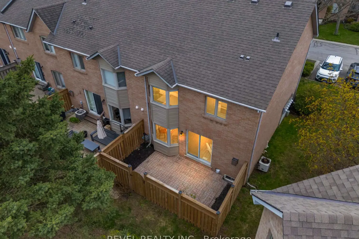 Additional image 17 of 320 Hamilton Drive 10