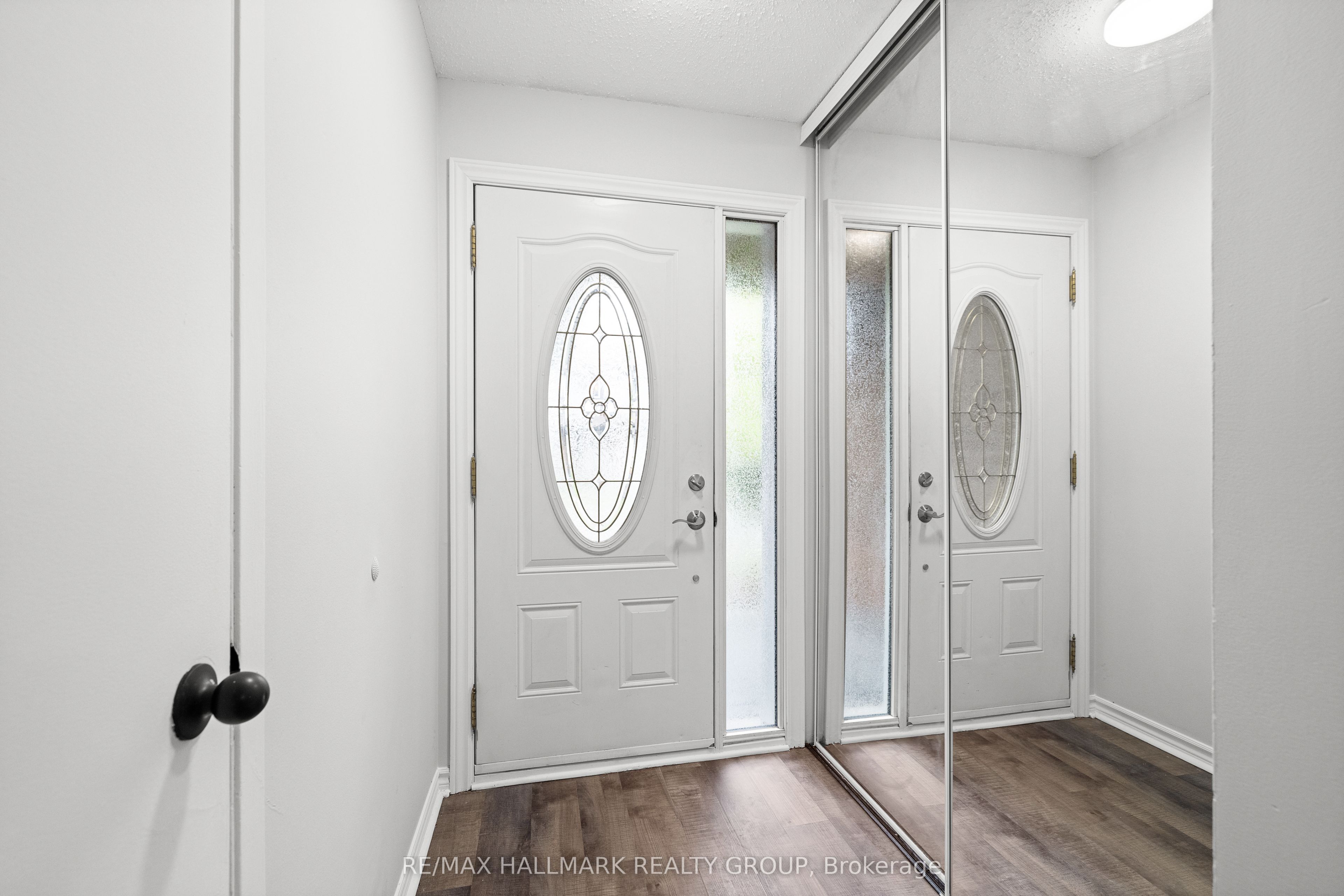 Additional image 4 of 1083 Millwood Court, Ottawa, ON, K1C 3E9