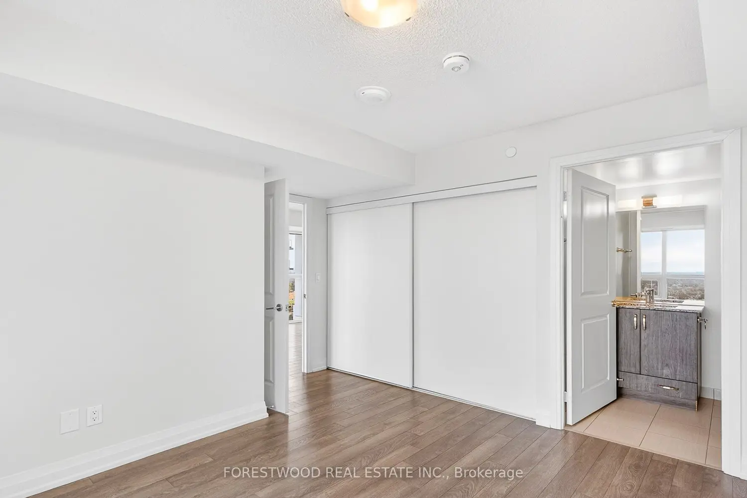 Additional image 11 of 20 Meadowglen Place 2104
