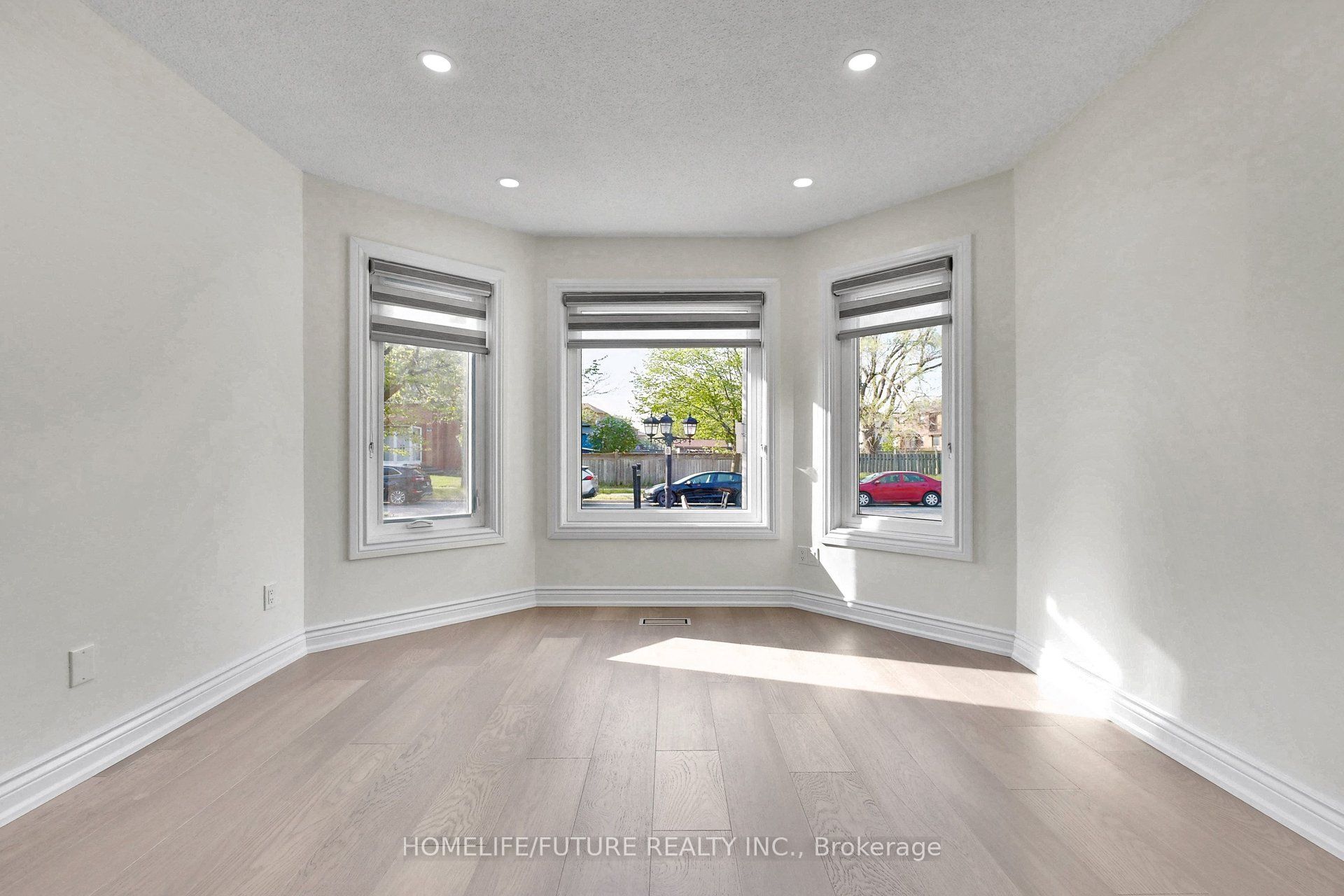 Additional image 6 of 70 Challenger Court, Toronto, ON, M1C 4C4