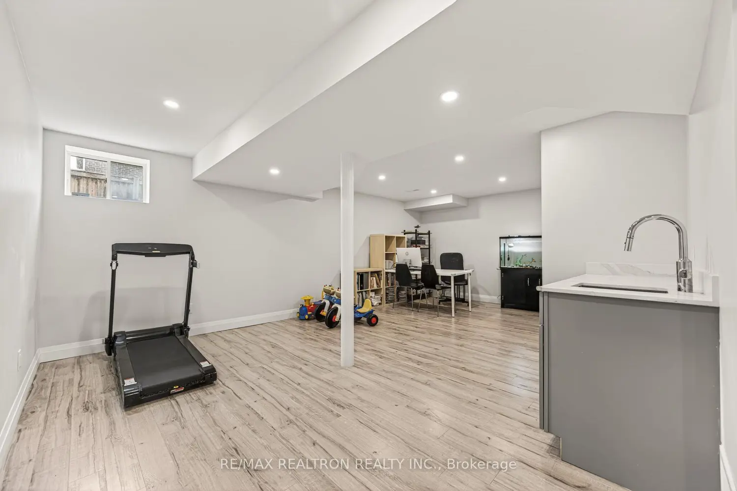 Additional image 13 of 81 Enford Crescent