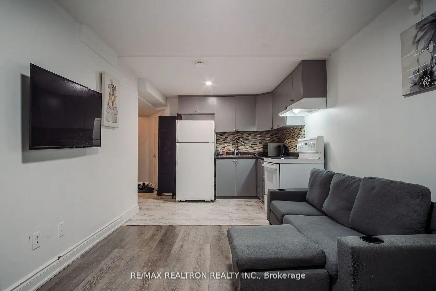 Additional image 18 of 1039 Rowntree Crescent