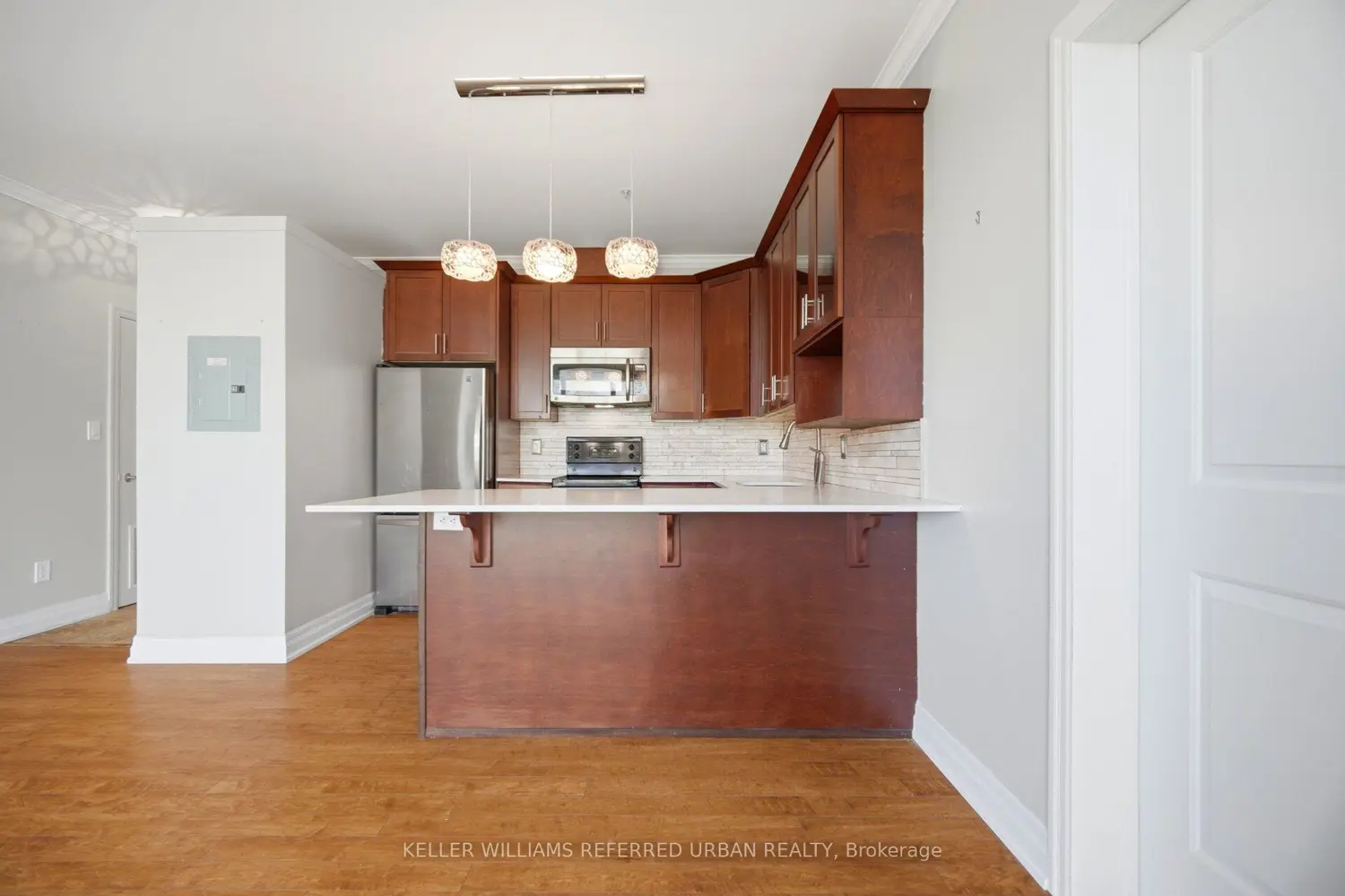 Additional image 7 of 459 Kerr Street 305