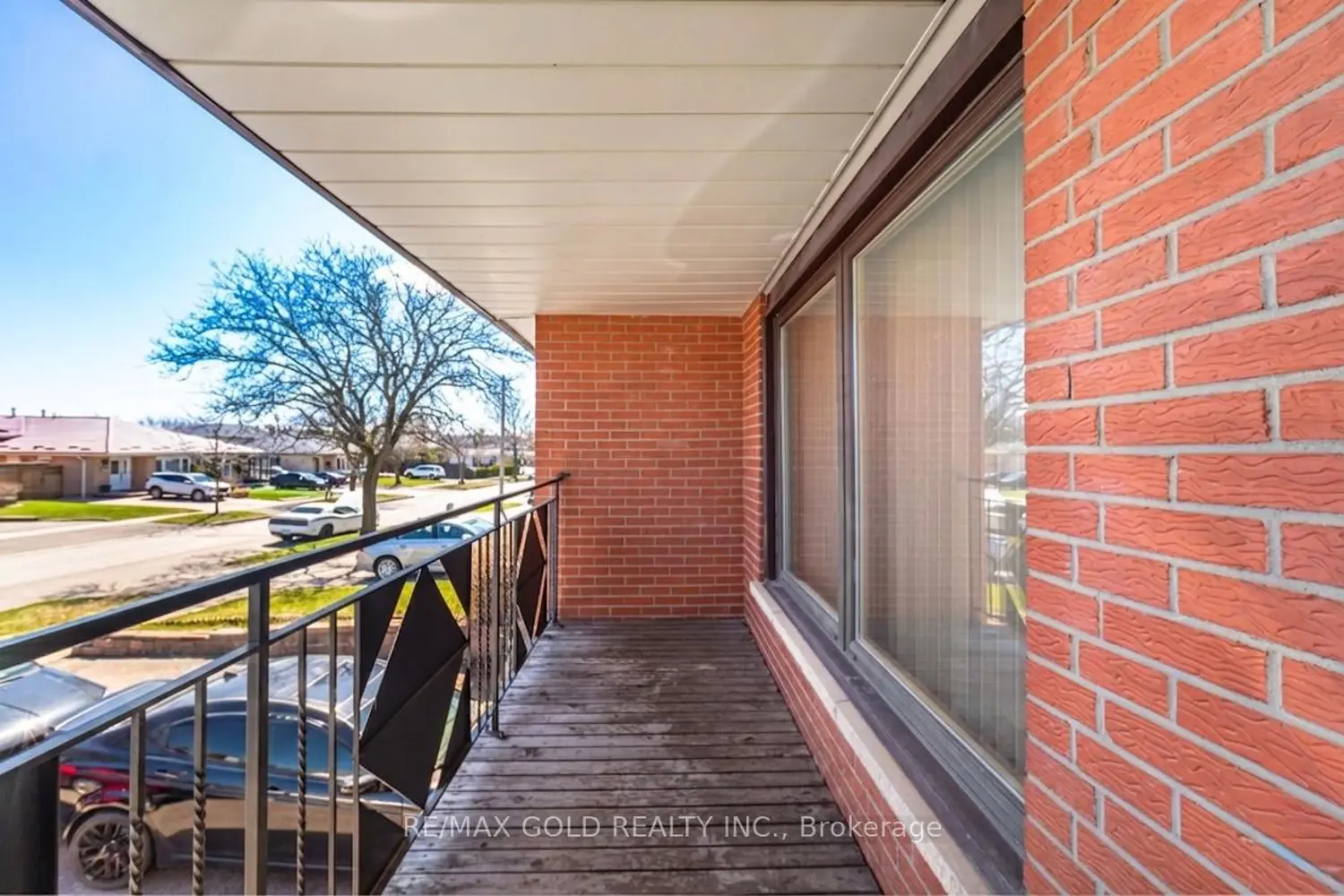 Additional image 7 of 877 Consort Crescent