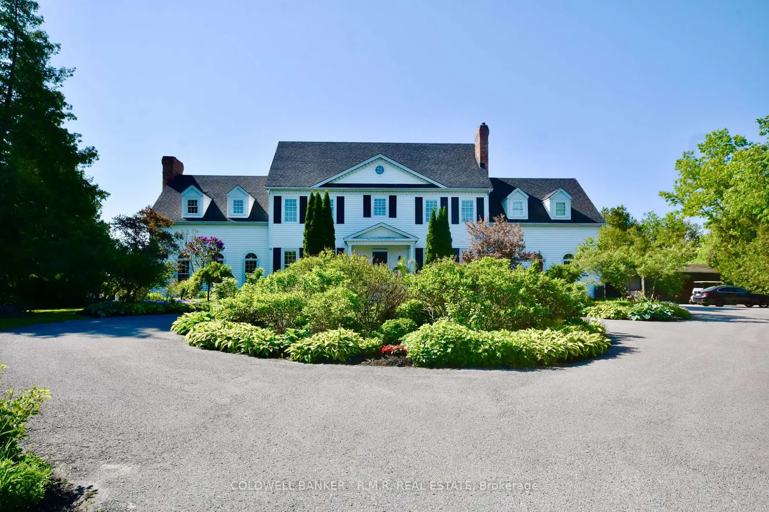 10 Armitage Avenue