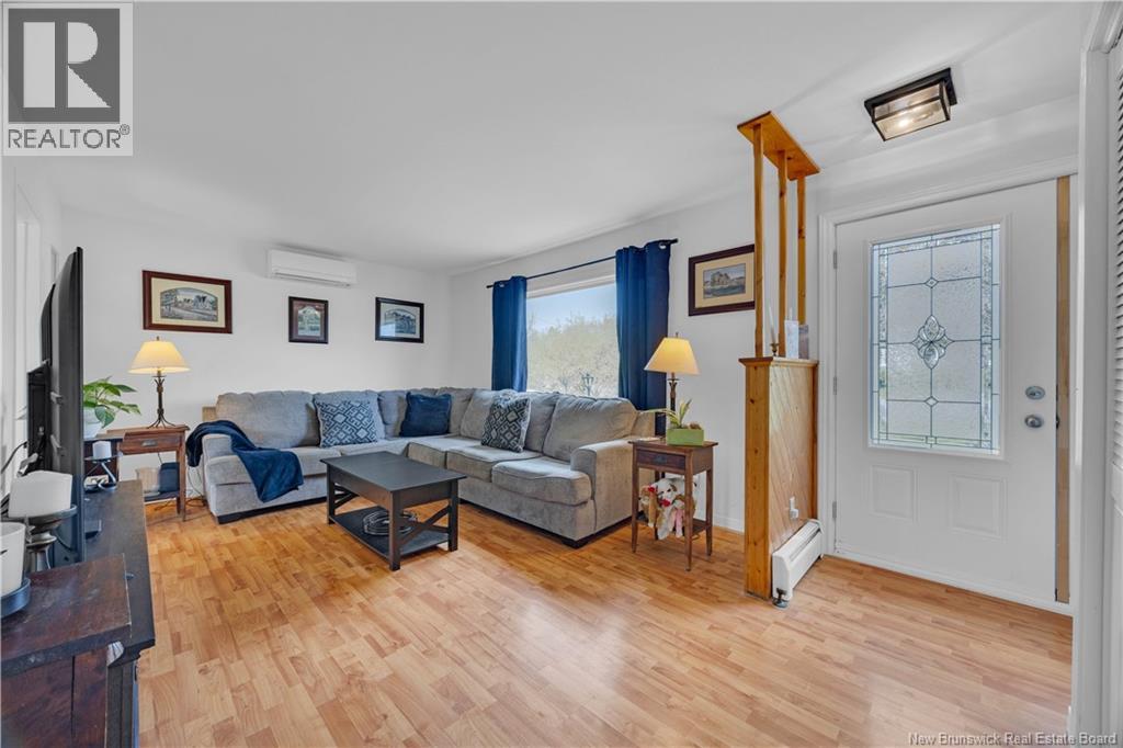 150 River Hill Drive, Saint John, NB, E2M4T7 photo 3