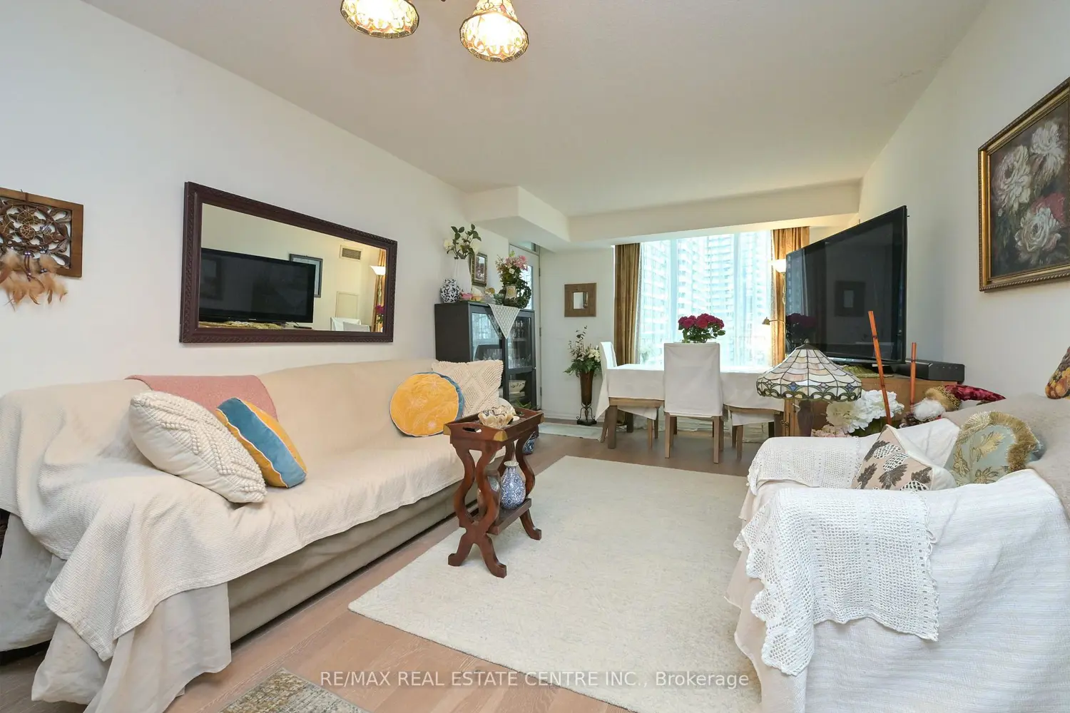 Additional image 5 of 335 Rathburn Road 1108