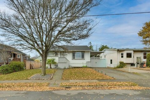 Additional image 8 of 2710 Victor Street, Victoria, BC, V8R 4E4