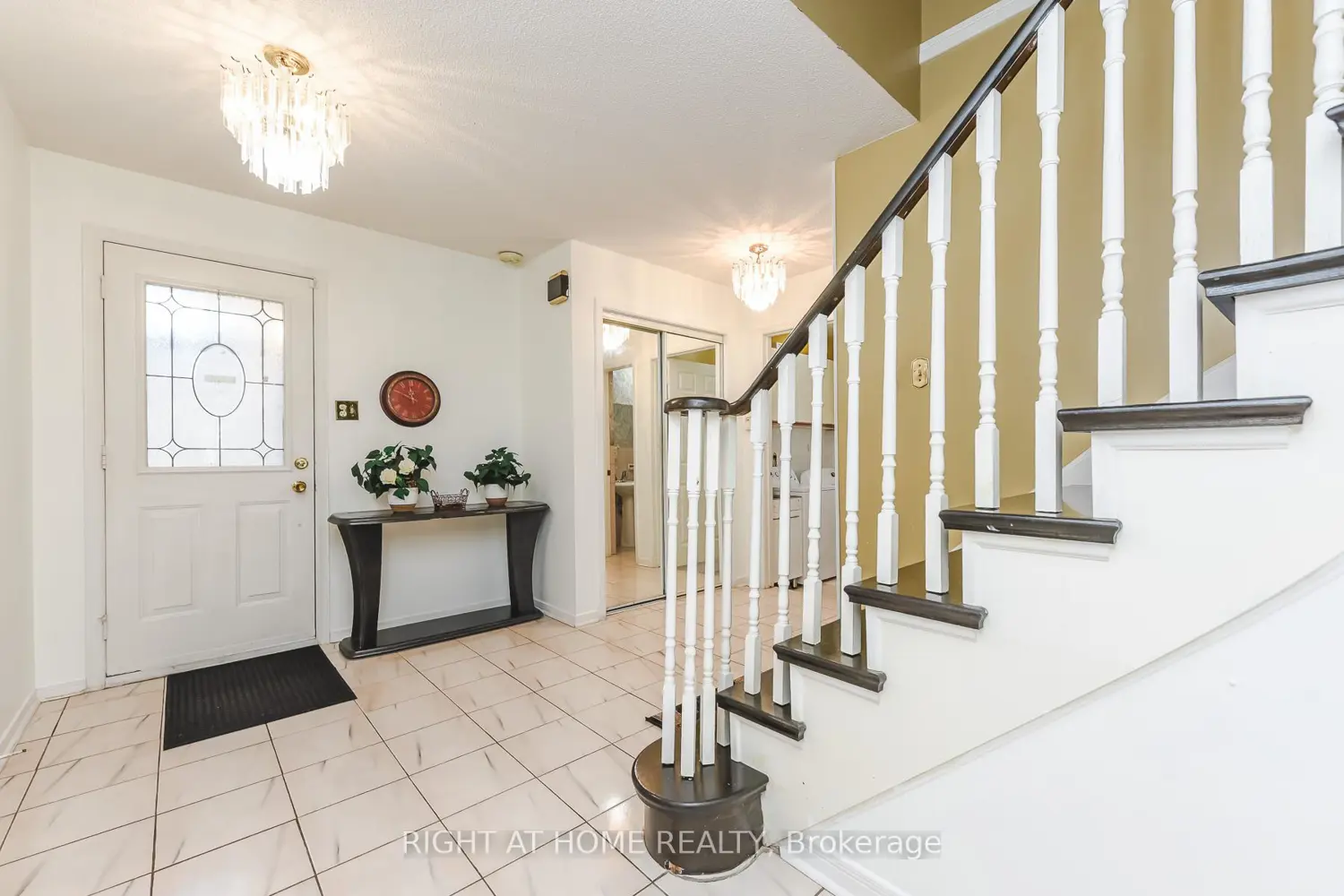 Additional image 6 of 379 Wallenberg Crescent