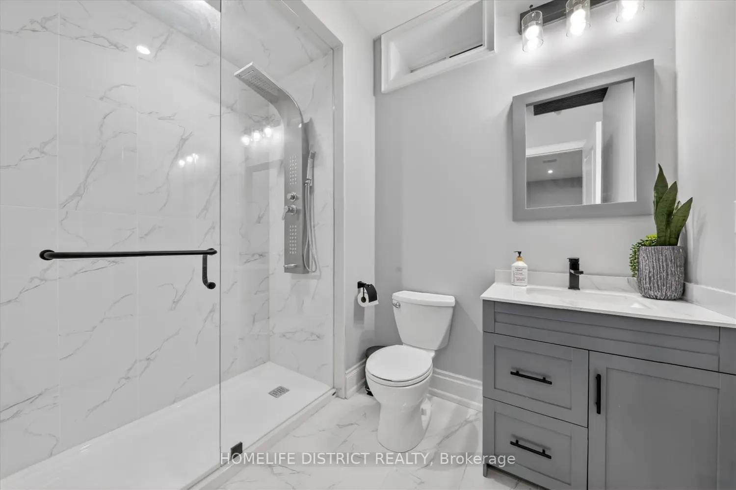 Additional image 18 of 210 Cannes Avenue