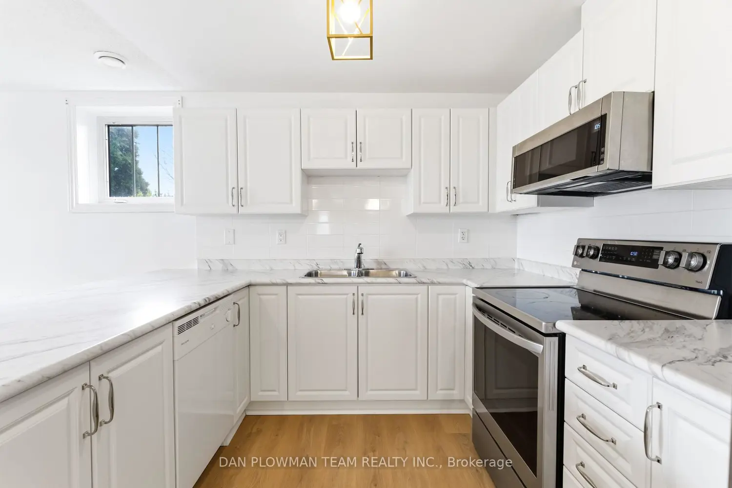 Additional image 11 of 249 Ruttan Terrace 506
