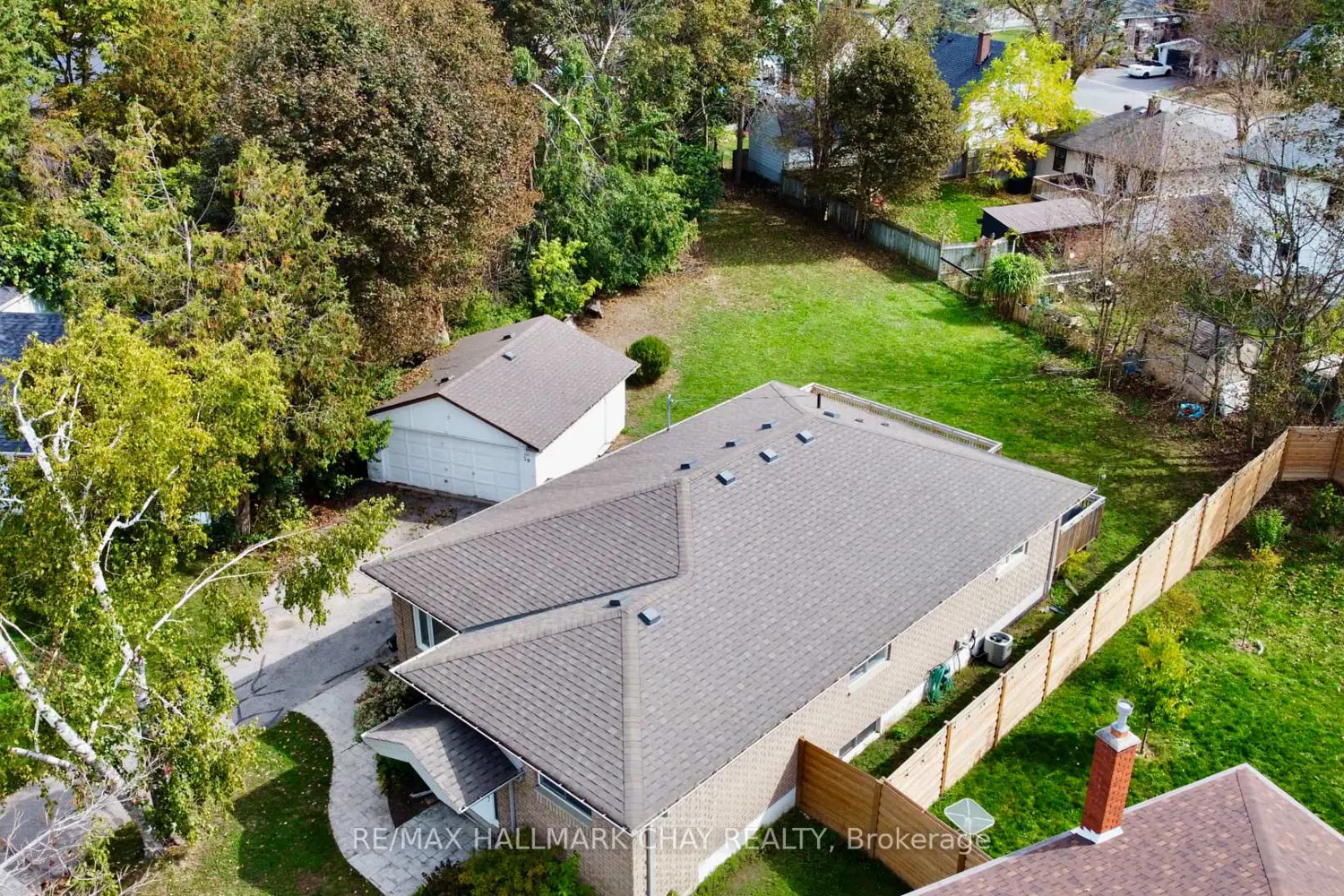 Additional image 15 of 29 Oakley Park Square