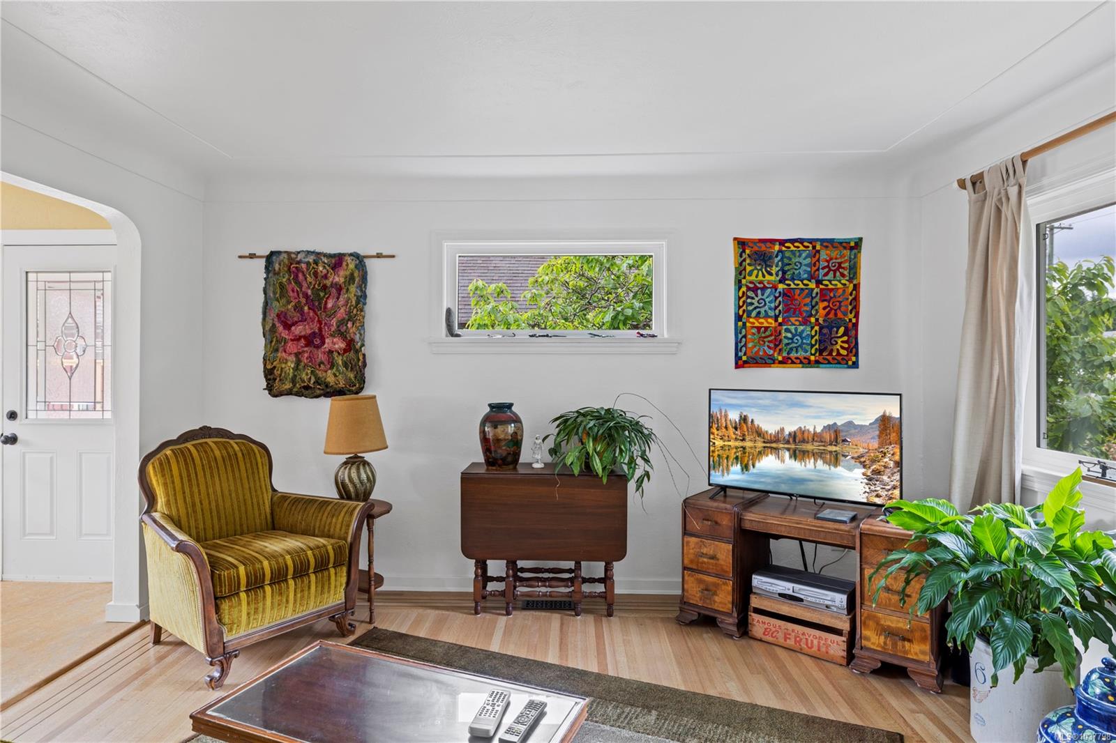 Additional image 6 of 126 Howard Avenue, Nanaimo, BC, V9R 3R1