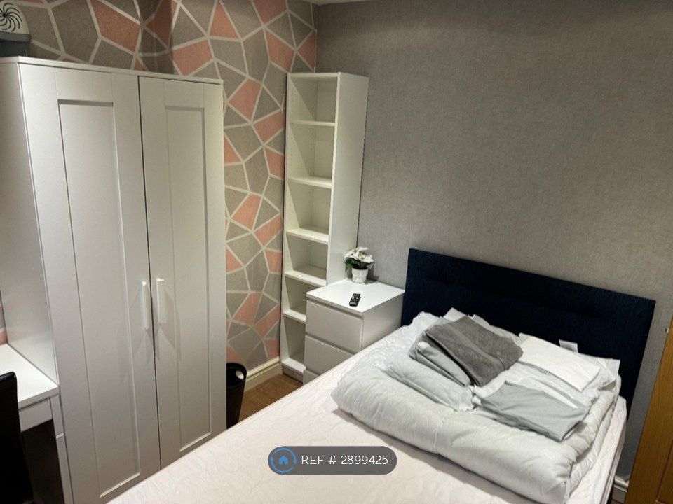 Room to rentAshly Court, St. Asaph LL17