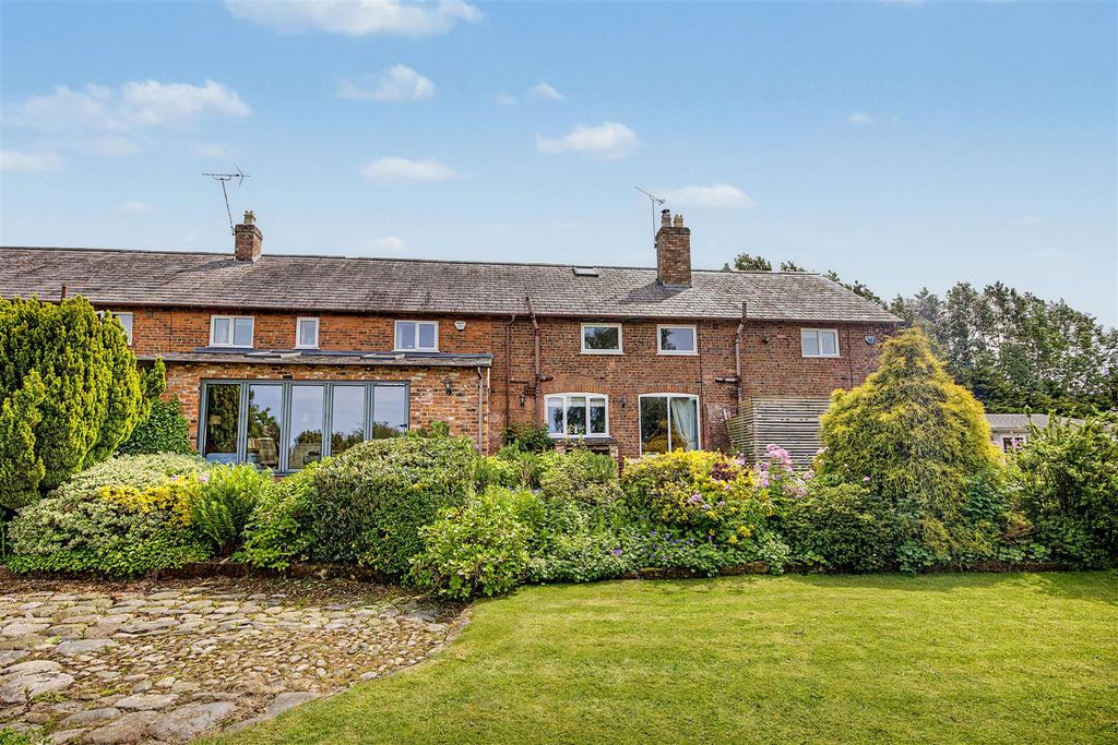 Additional image 28 of 5 bed barn conversion to rentBartington, Nr Acton Bridge, Northwich CW8