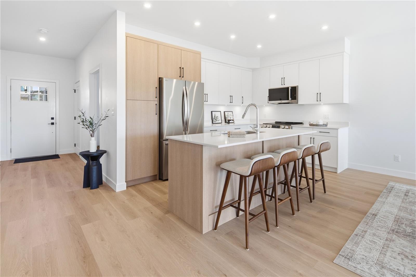 Additional image 3 of 301-7057 Central Saanich Road, Central Saanich, BC, V8M 1Y3