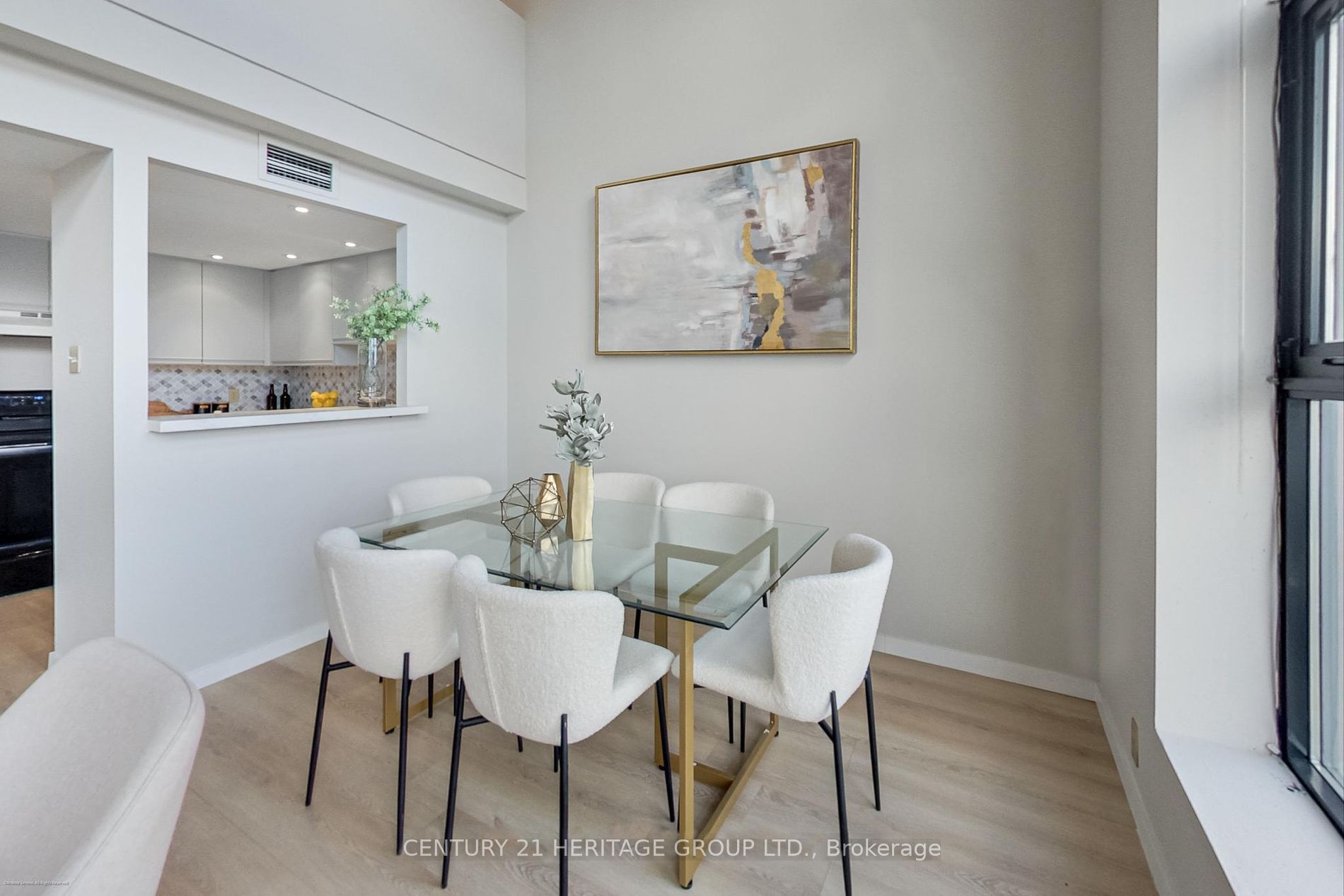 Additional image 6 of 404-393 King Street E, Toronto, ON, M5A 1L3