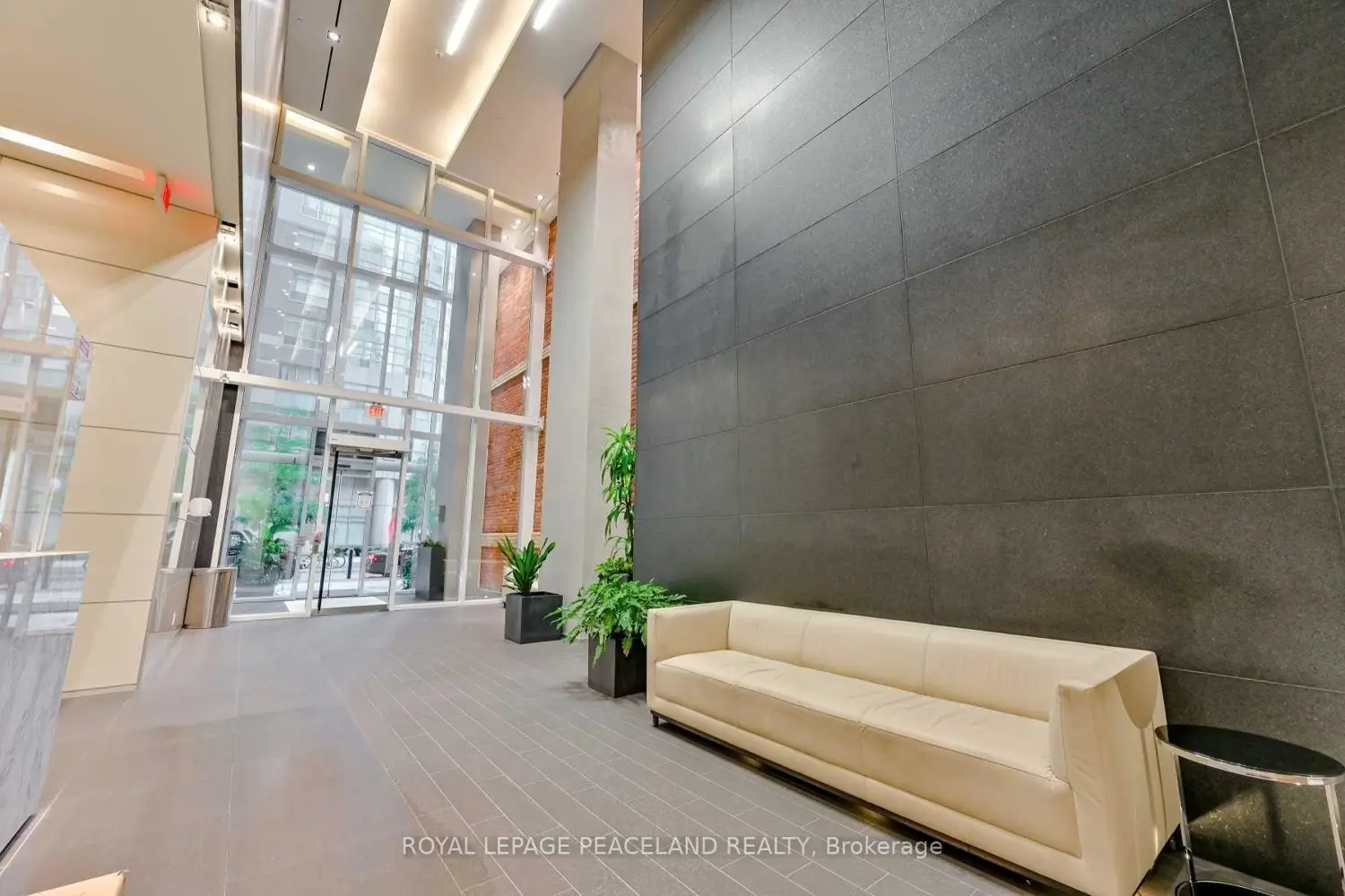 Additional image 8 of 15 Grenville Street 808