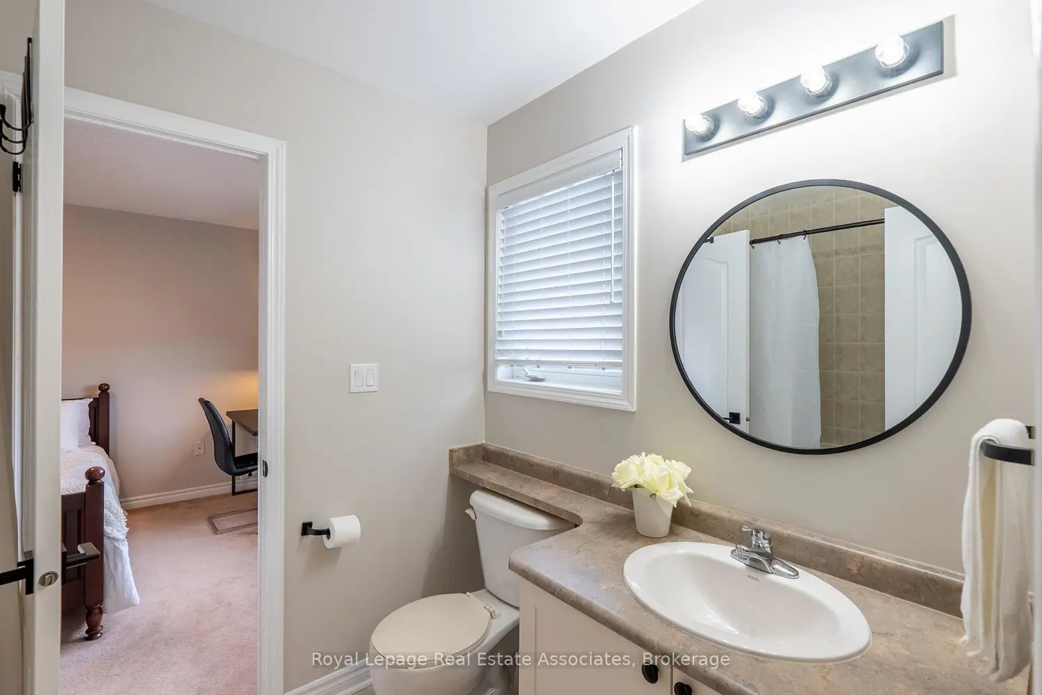 Additional image 14 of 46 Dehaviland Crescent